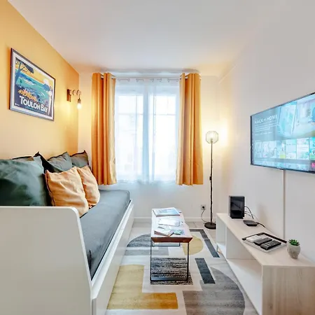 T2 35m2 Tout Confort - PLACE DE LA LIBERTE - LéZapparts *