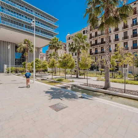O Repos Des Artistes - 2 * Toulon